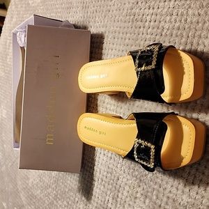 Madden girl sandals